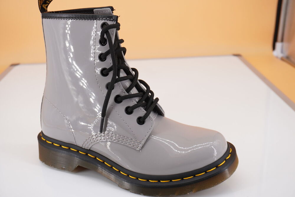 Doc Martens 1460 W combat ankle boots size 6 US laces Pink patent biker military